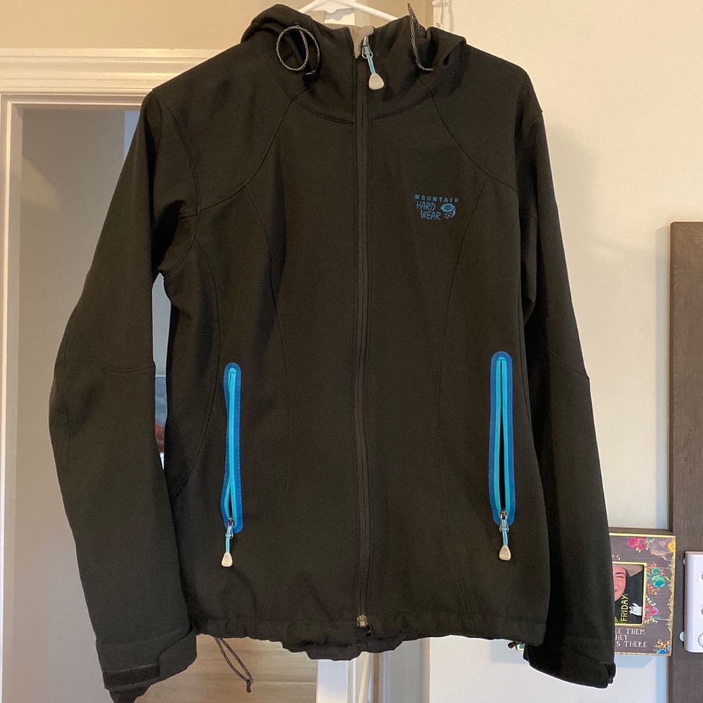Mountain hardwear lightweight coat